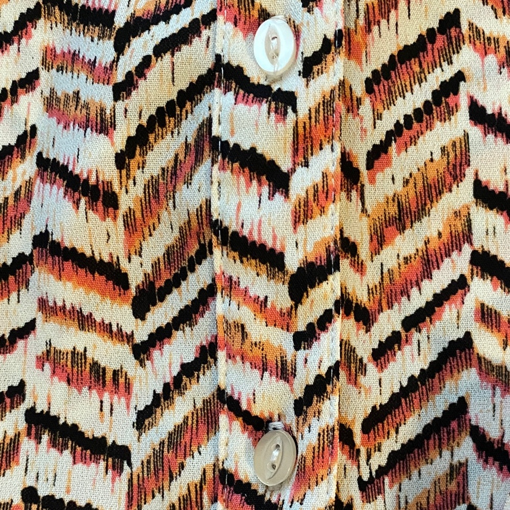 Sag Harbor Chevron Patterned Button Down Shirt - image 5